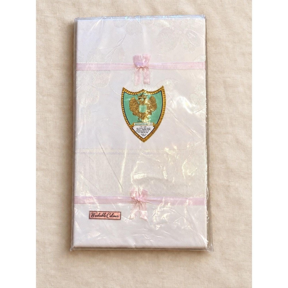 Soft Pink Warranted Damask Desert Rose Tablecloth 60x100 Japan